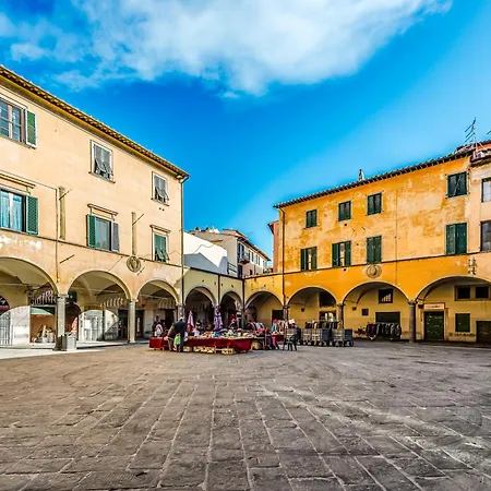 Apartamento Hostly-suite Magnifica Al Borgo-central Elegance Pisa