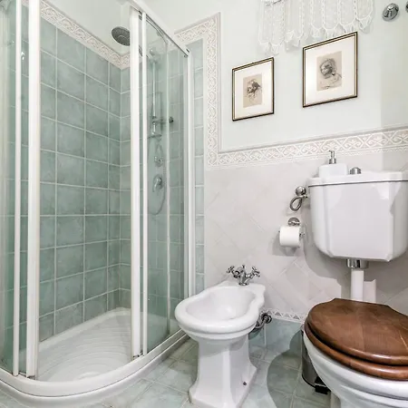 Apartamento Hostly-suite Magnifica Al Borgo-central Elegance Pisa